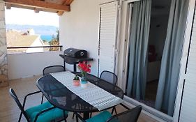 Island Bliss - 150 M From The Beach, With Sea View